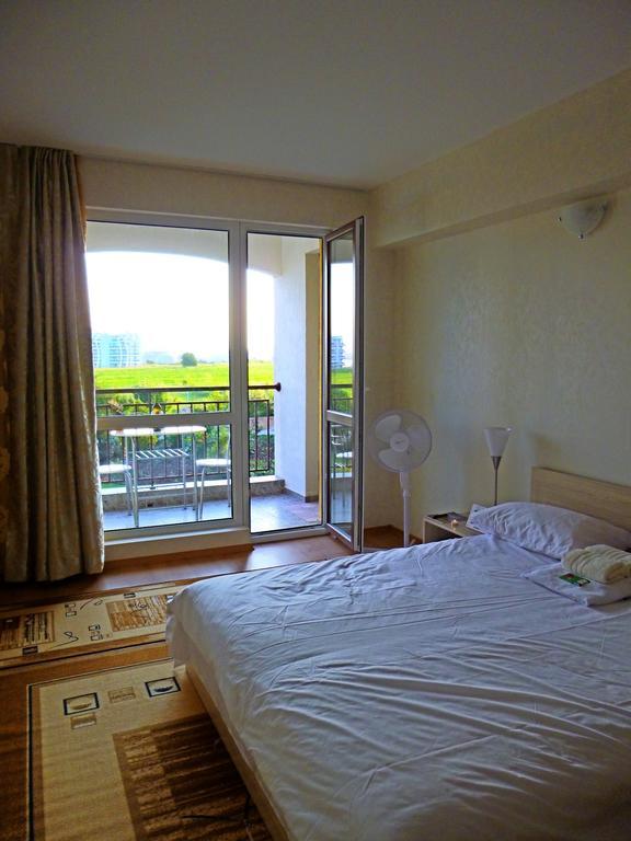 Panoramic Sea View Apartment Ravda Kültér fotó